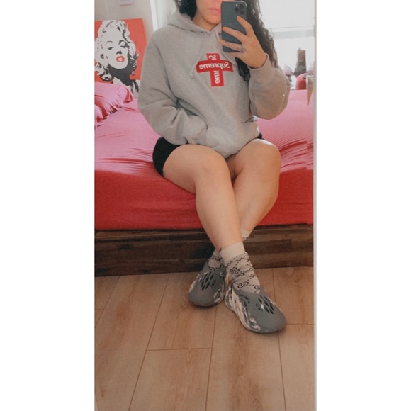 Meet your Posher, Kennya - Picture 4 of 13